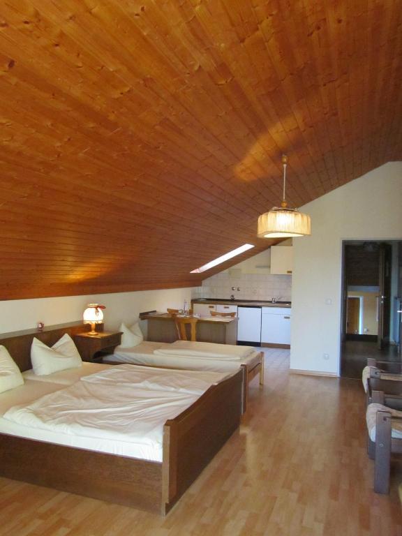 Hotel Gasthof Humplbrau Wolfratshausen Quarto foto